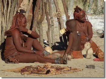 Himba vrouwen